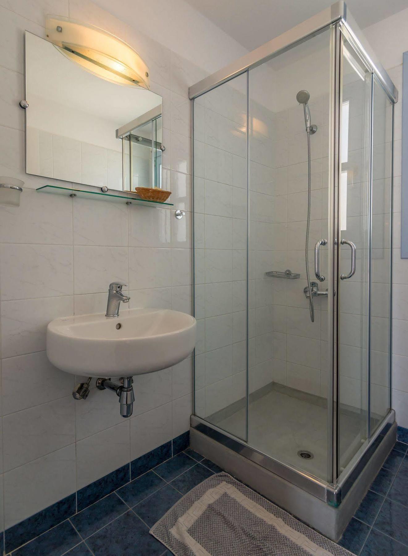 Aeolis Hotel Adamantas  Bagian luar foto